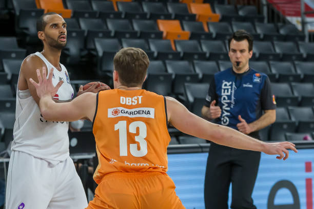 现略显乏力 现略显乏力