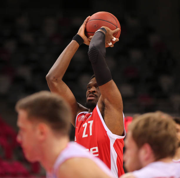 录距离迈克 录距离迈克