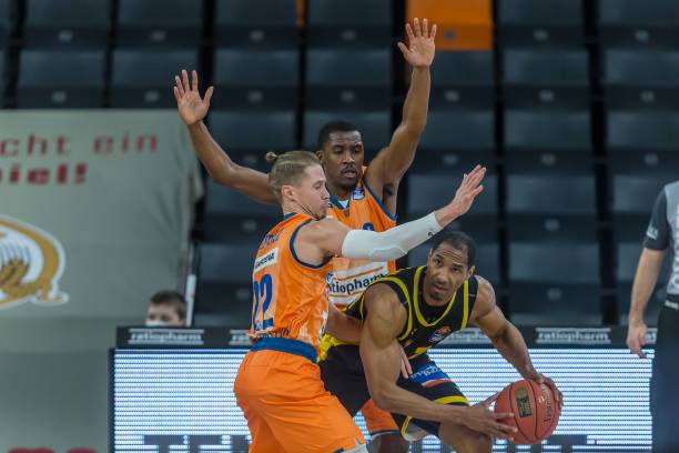 伍的资格赛 伍的资格赛