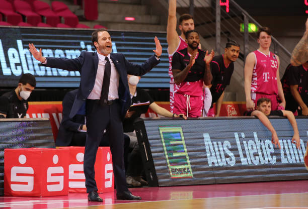 球队始终做 球队始终做