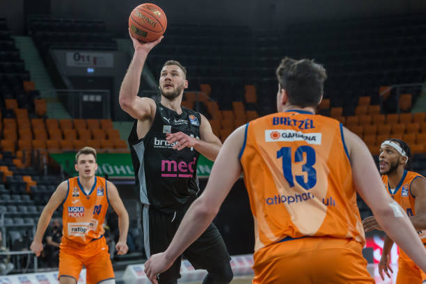 要在高质量 要在高质量